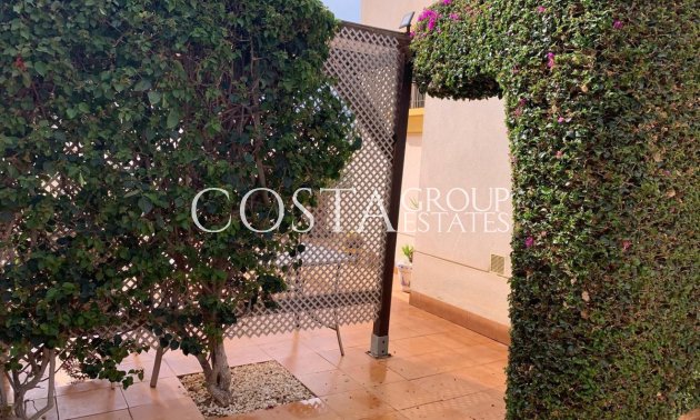 Herverkoop - Villa -
Urbanización El Raso