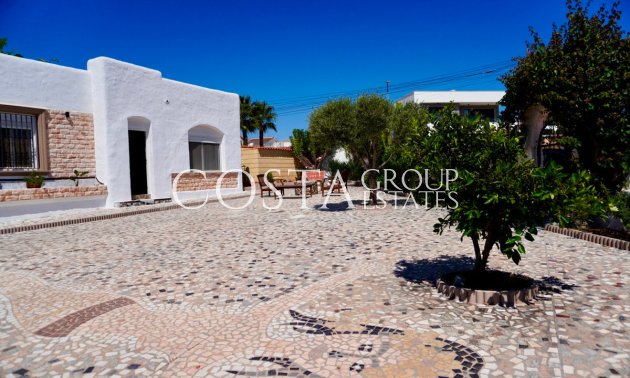 Resale - Villa -
Rojales - Ciudad Quesada