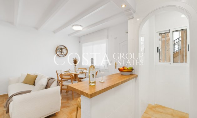 Resale - House -
Orihuela - Villamartin