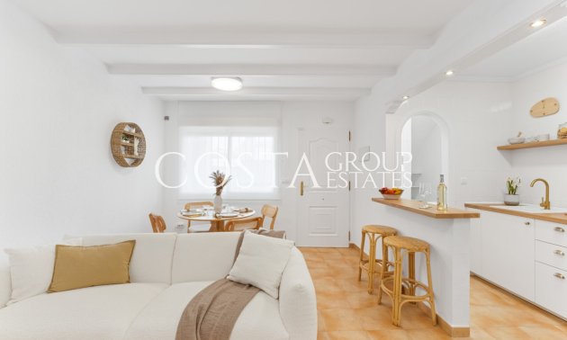 Resale - House -
Orihuela - Villamartin