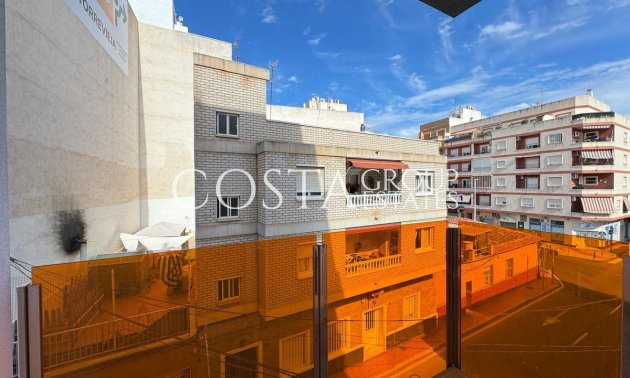 Resale - Apartments -
Torrevieja - Torrevieja Centro