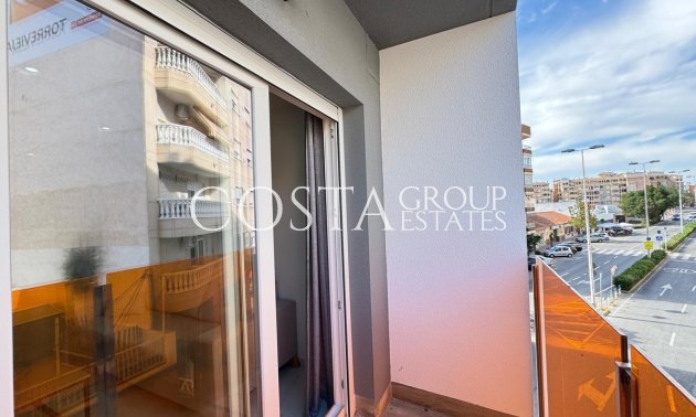Resale - Apartments -
Torrevieja - Torrevieja Centro