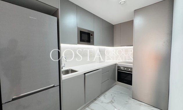 Resale - Apartments -
Torrevieja - Torrevieja Centro