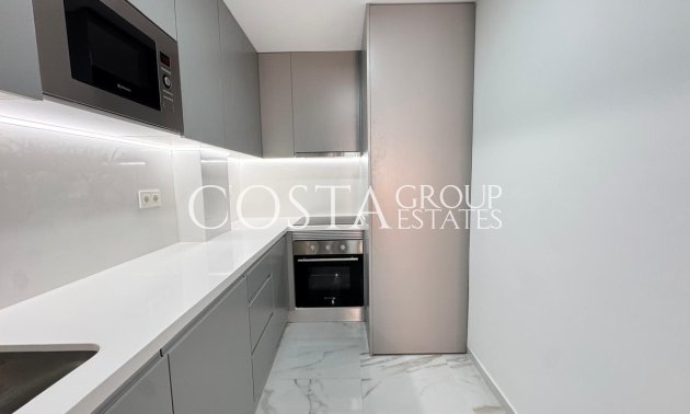 Resale - Apartments -
Torrevieja - Torrevieja Centro