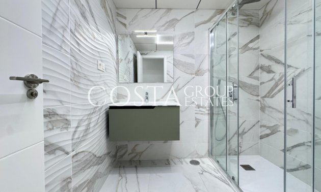 Resale - Apartments -
Torrevieja - Torrevieja Centro