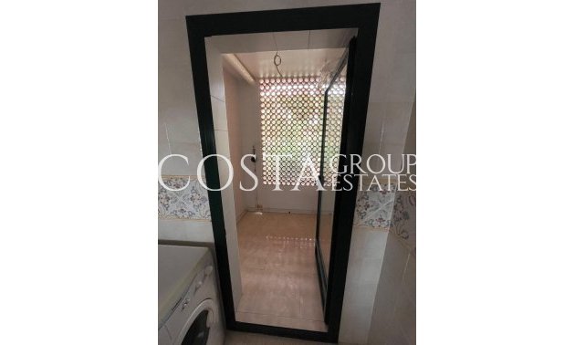 Resale - House -
Orihuela - Orihuela Costa