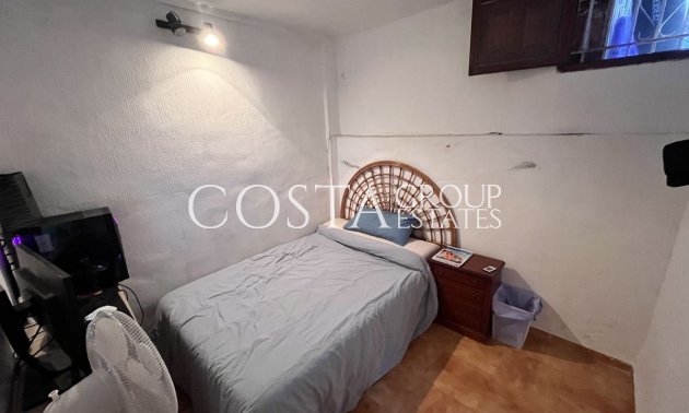 Resale - House -
Torrevieja - La Mata