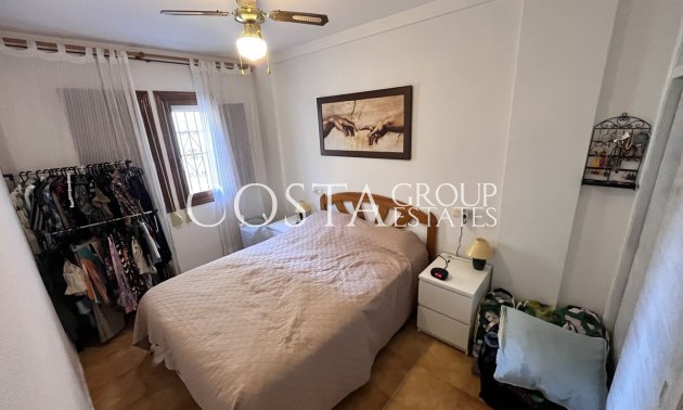 Resale - House -
Torrevieja - La Mata