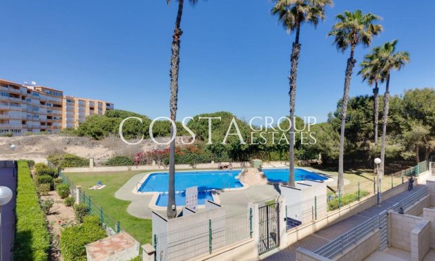 Resale - Apartments -
Torrevieja - Torrevieja Centro