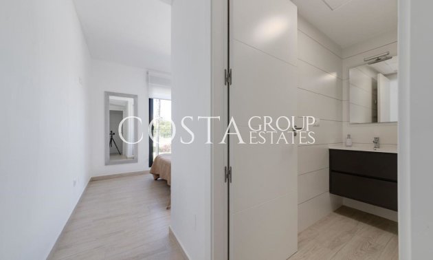 Resale - Apartments -
Torrevieja - Torrevieja Centro