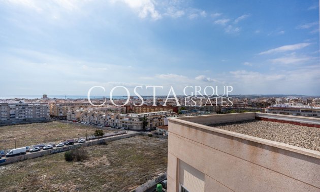 Resale - Apartments -
Torrevieja - Torrevieja Centro