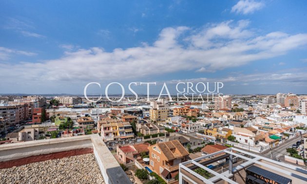 Resale - Apartments -
Torrevieja - Torrevieja Centro