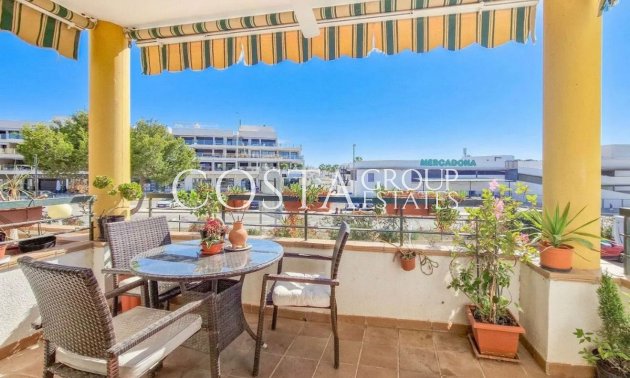 Resale - Apartments -
Orihuela - Villamartin