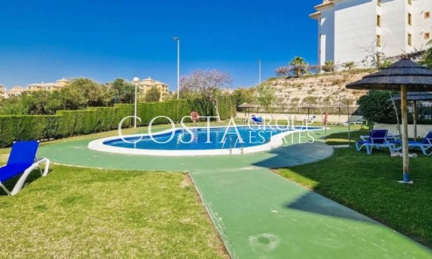 Resale - Apartments -
Orihuela - Villamartin