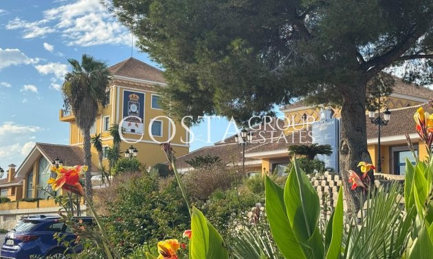 Resale - Apartments -
Orihuela - Villamartin