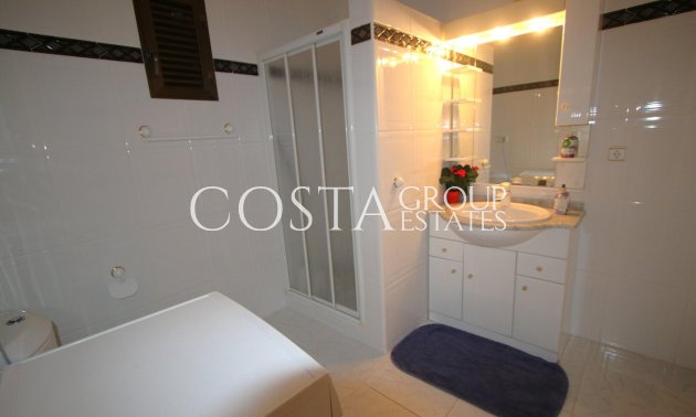 Resale - Villa -
Calpe - la Canuta