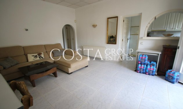 Resale - Villa -
Calpe - la Canuta