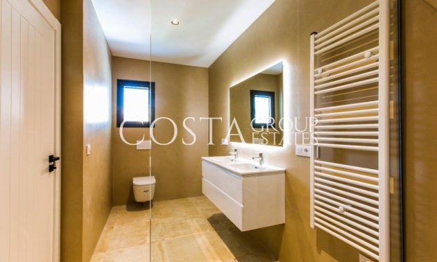 Resale - Villa -
Benissa - Benissa Centro