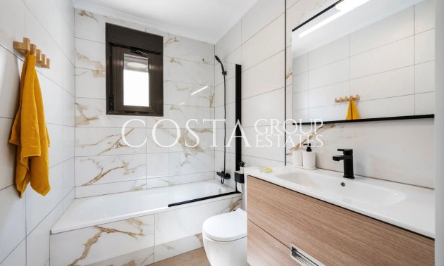 Resale - House -
San Miguel de Salinas - San Miguel de Salinas Centro