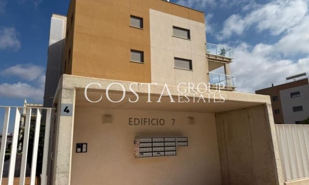 Resale - Apartments -
Orihuela - Orihuela Costa