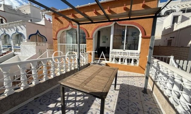 Resale - Villa -
San Miguel de Salinas - San Miguel de Salinas Centro