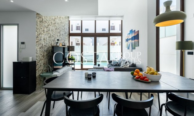 Resale - Villa -
Orihuela - Los Balcones