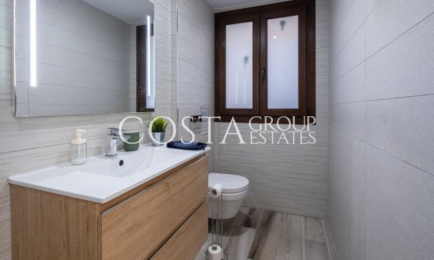 Resale - Villa -
Orihuela - Los Balcones