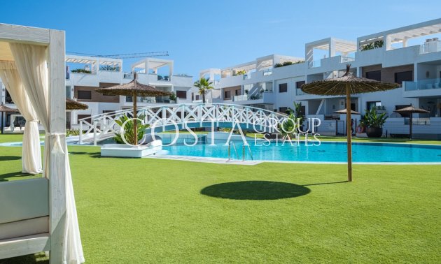 Resale - Villa -
Orihuela - Los Balcones