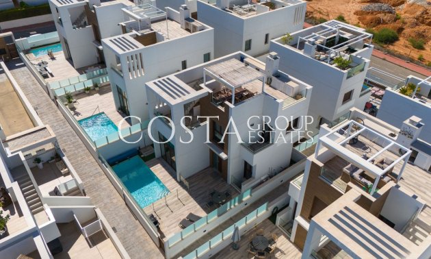 Resale - Villa -
Orihuela - Los Balcones