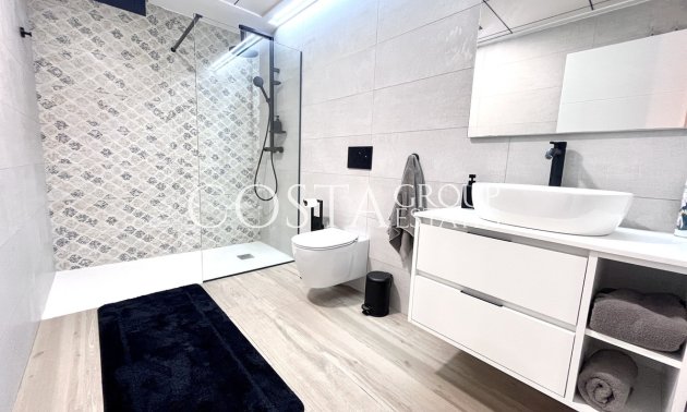 Resale - Villa -
Orihuela - Punta Prima