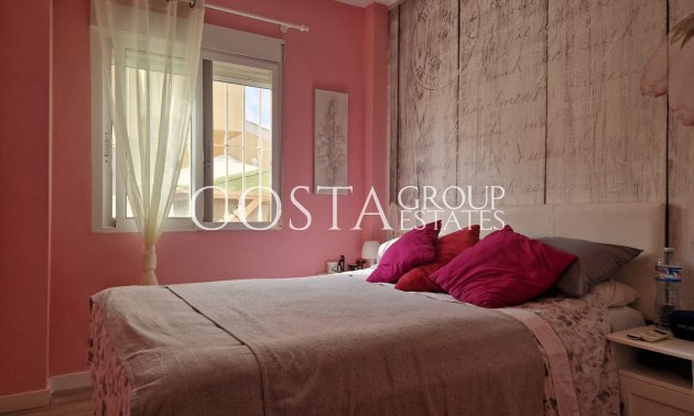 Resale - House -
Torrevieja - Torrevieja Centro