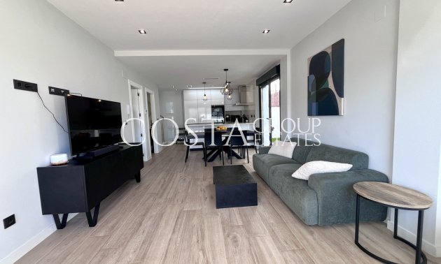 Resale - Villa -
Torrevieja - Torrevieja Centro