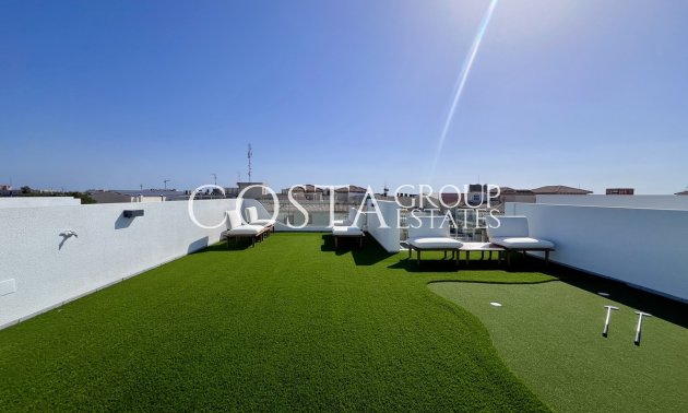 Resale - Villa -
Torrevieja - Torrevieja Centro