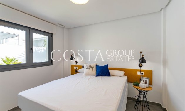 Herverkoop - Villa -
Benijofar