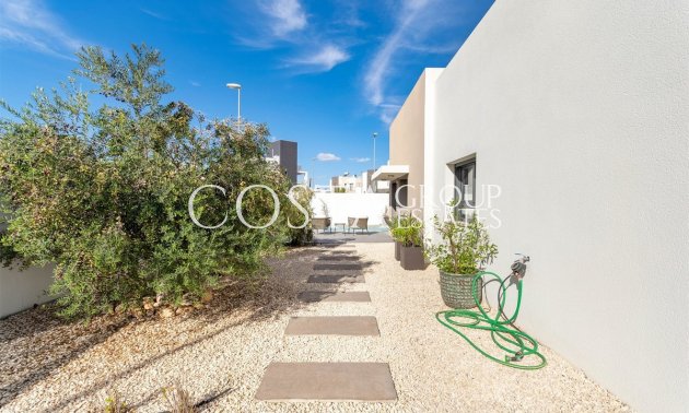 Herverkoop - Villa -
Benijofar