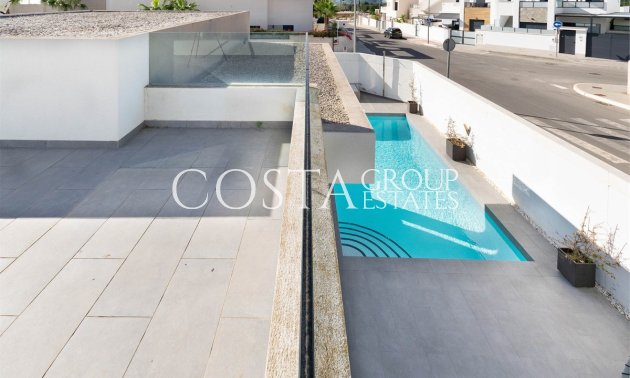 Herverkoop - Villa -
Benijofar