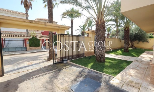 Resale - Villa -
Orihuela - Cabo Roig