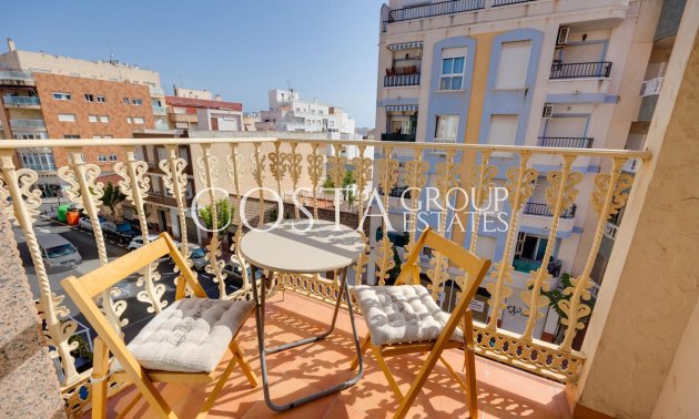 Resale - Apartments -
Torrevieja - Torrevieja Centro