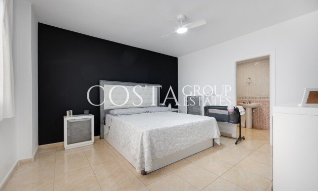 Resale - Apartments -
Torrevieja - Torrevieja Centro