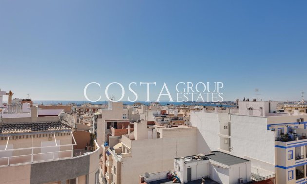 Resale - Apartments -
Torrevieja - Torrevieja Centro