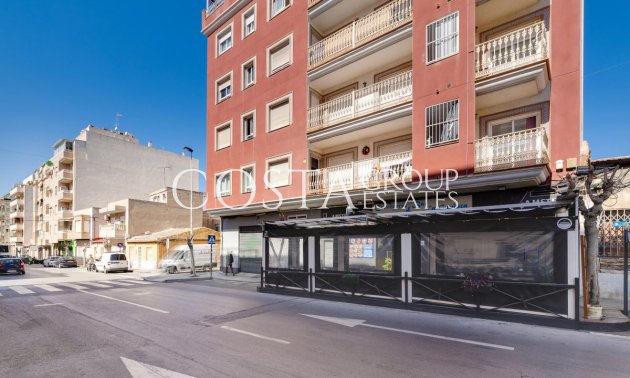 Resale - Apartments -
Torrevieja - Torrevieja Centro