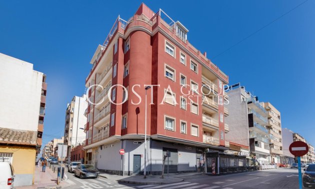 Resale - Apartments -
Torrevieja - Torrevieja Centro