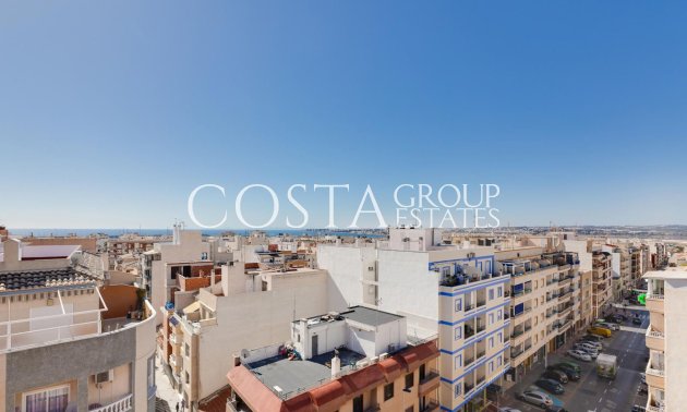 Resale - Apartments -
Torrevieja - Torrevieja Centro
