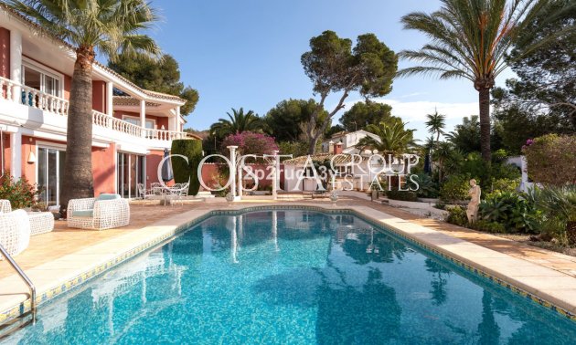 Resale - Villa -
Teulada - Moraira