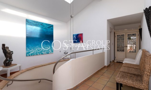 Resale - Villa -
Teulada - Moraira