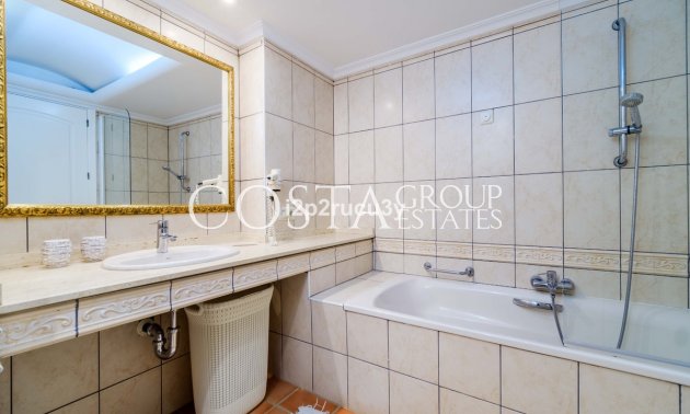 Resale - Villa -
Teulada - Moraira