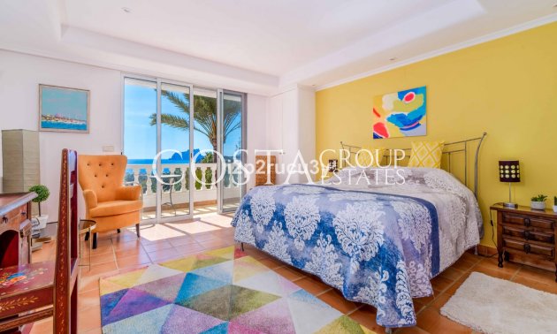 Resale - Villa -
Teulada - Moraira