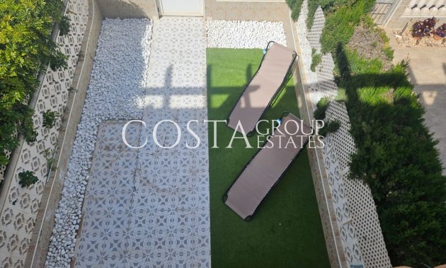 Resale - House -
Torrevieja - La Mata