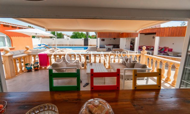 Resale - Villa -
Almoradí - Heredades