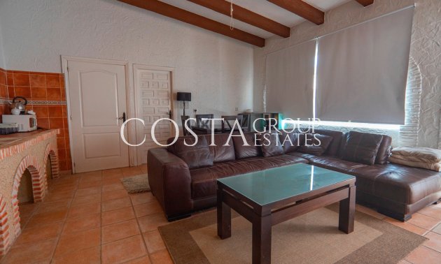 Resale - Villa -
Almoradí - Heredades